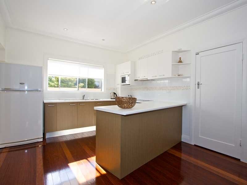 41 Winston Street, Kirra QLD 4225