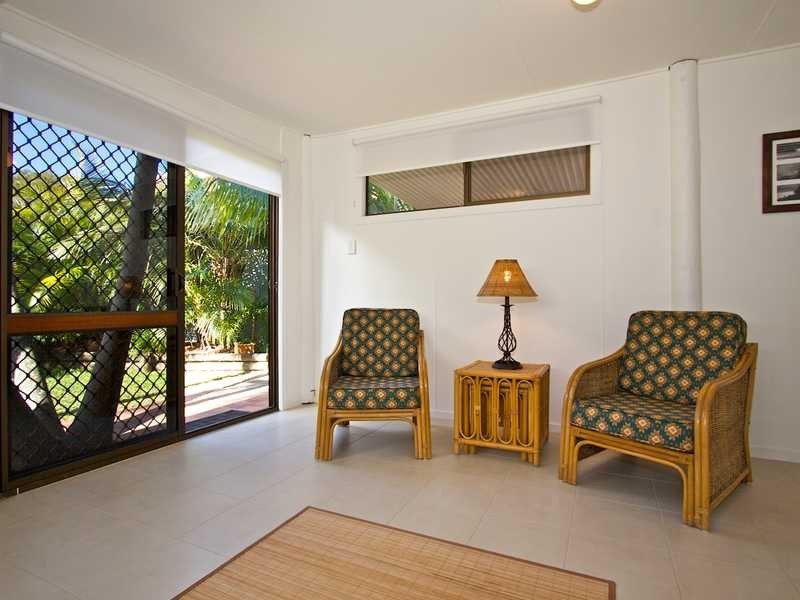 41 Winston Street, Kirra QLD 4225