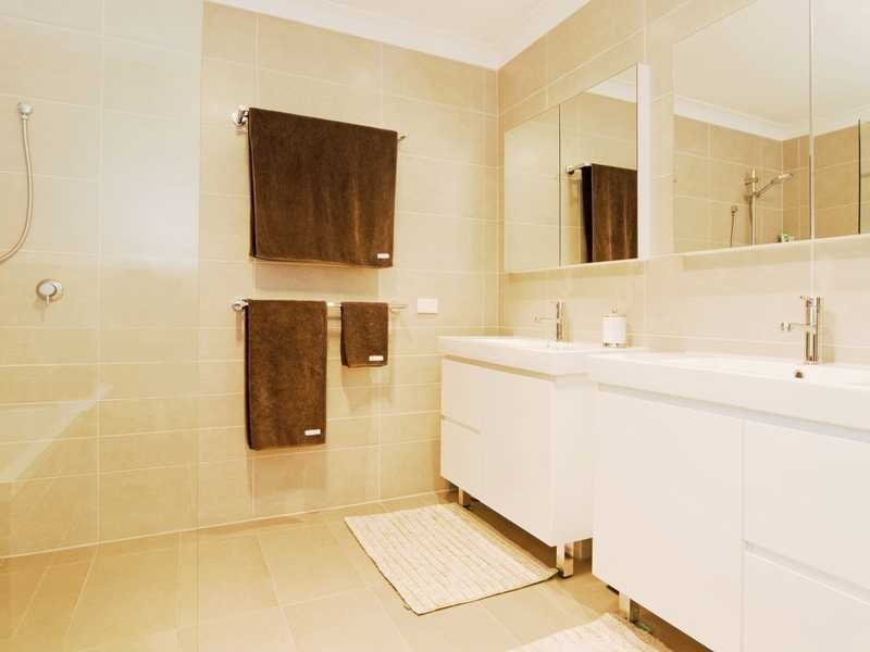 39 Lalina Ave, Tweed Heads West NSW 2485