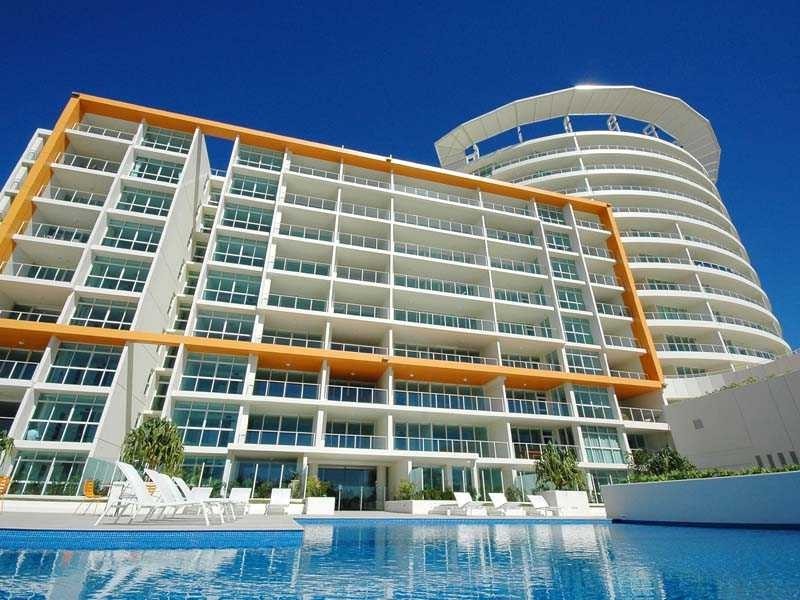 Unit 306/2 Creek Street, Coolangatta QLD 4225