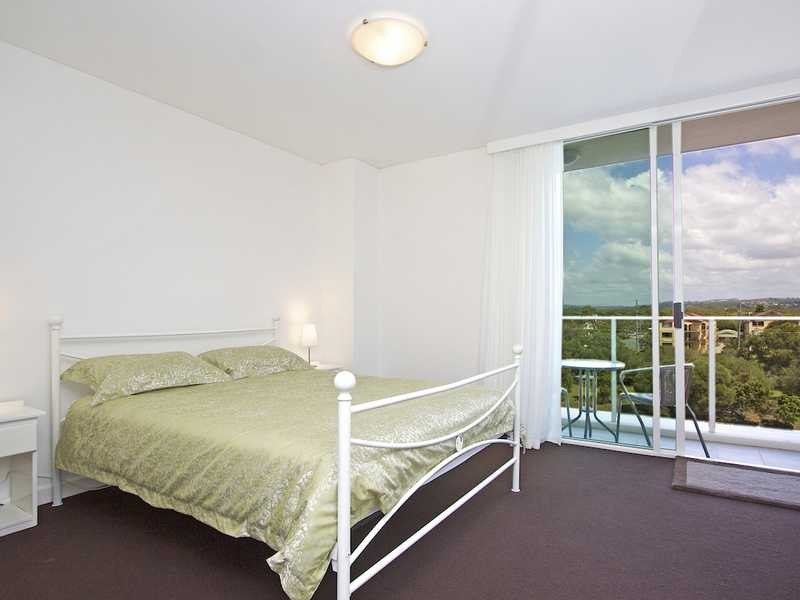 Unit 306/2 Creek Street, Coolangatta QLD 4225