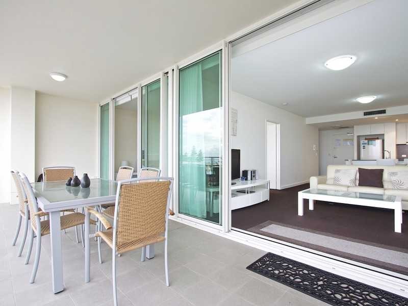 Unit 306/2 Creek Street, Coolangatta QLD 4225
