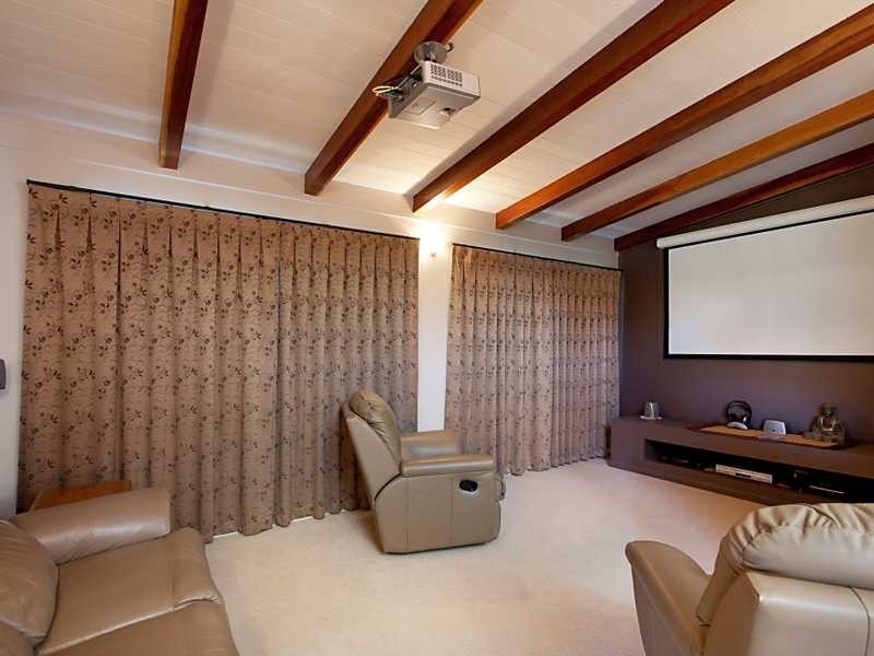 71 Tweed Street, Coolangatta QLD 4225