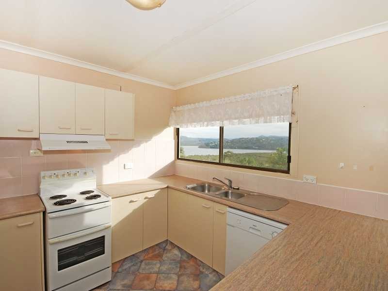 64 Hillcrest Avenue, Tweed Heads South NSW 2486