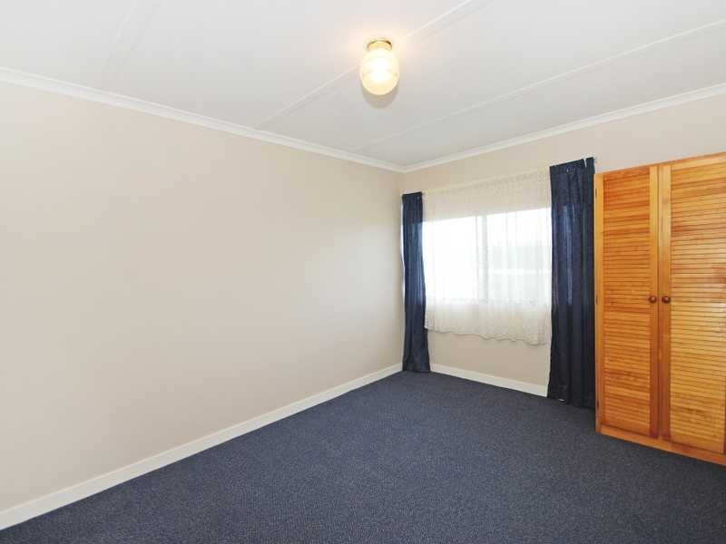 64 Hillcrest Avenue, Tweed Heads South NSW 2486