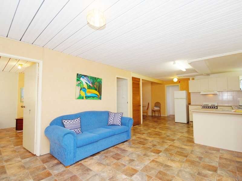 64 Hillcrest Avenue, Tweed Heads South NSW 2486