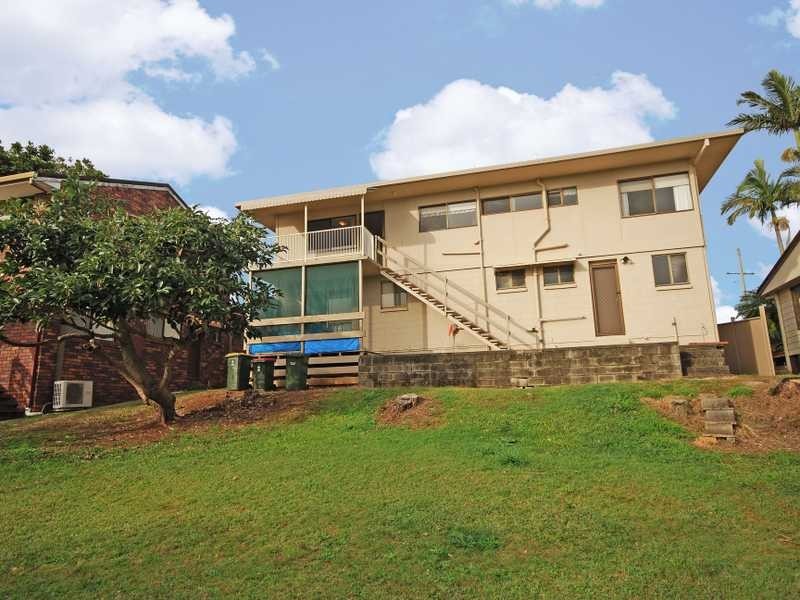 64 Hillcrest Avenue, Tweed Heads South NSW 2486