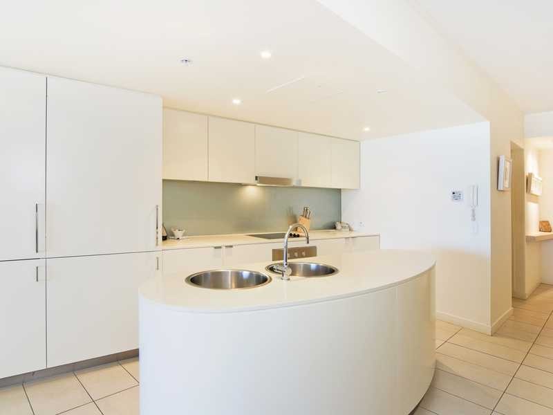 Apartment 806/3 McLean Street, Coolangatta QLD 4225