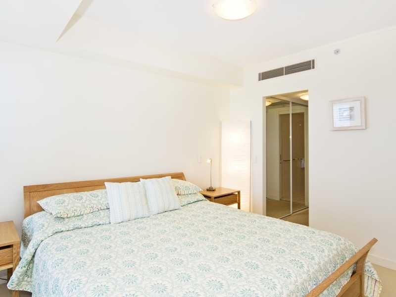 Apartment 806/3 McLean Street, Coolangatta QLD 4225