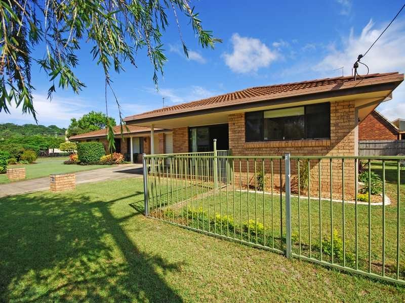 2/1 Bambaroo Crescent, Tweed Heads NSW 2485