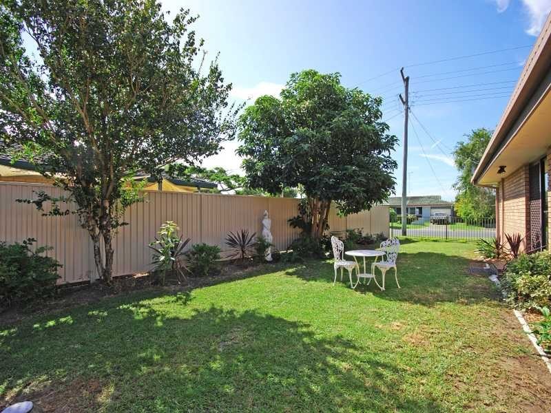 2/1 Bambaroo Crescent, Tweed Heads NSW 2485