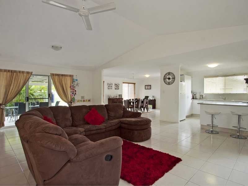 225 Kirkwood Road West, Tweed Heads South NSW 2486