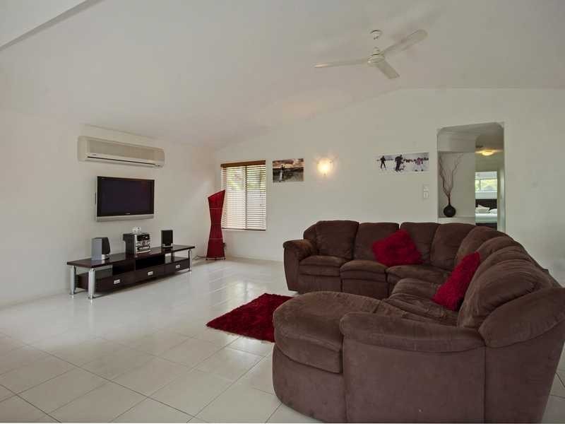 225 Kirkwood Road West, Tweed Heads South NSW 2486