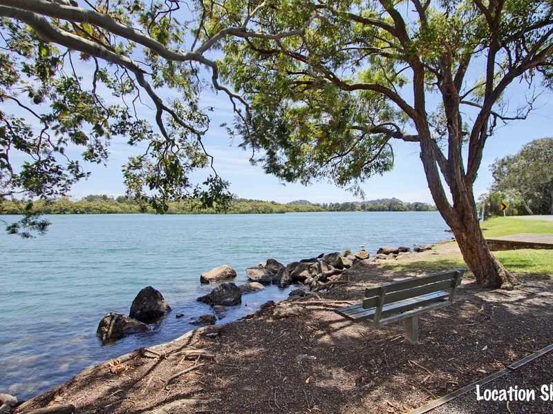 225 Kirkwood Road West, Tweed Heads South NSW 2486