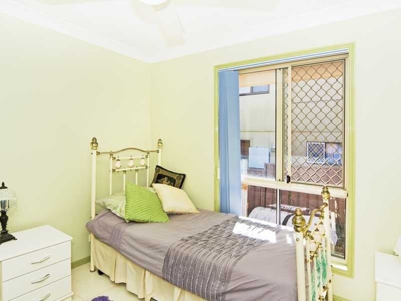 73 Hillcrest Avenue, Tweed Heads South NSW 2486