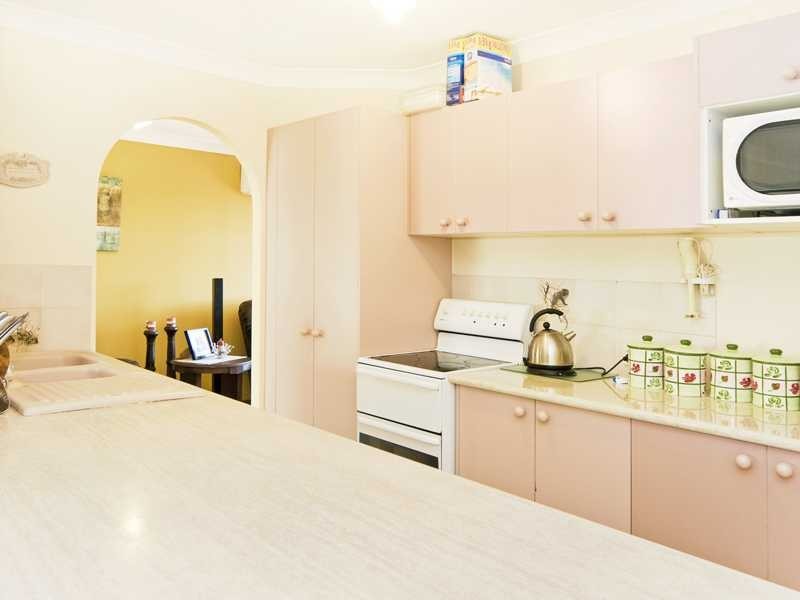 73 Hillcrest Avenue, Tweed Heads South NSW 2486