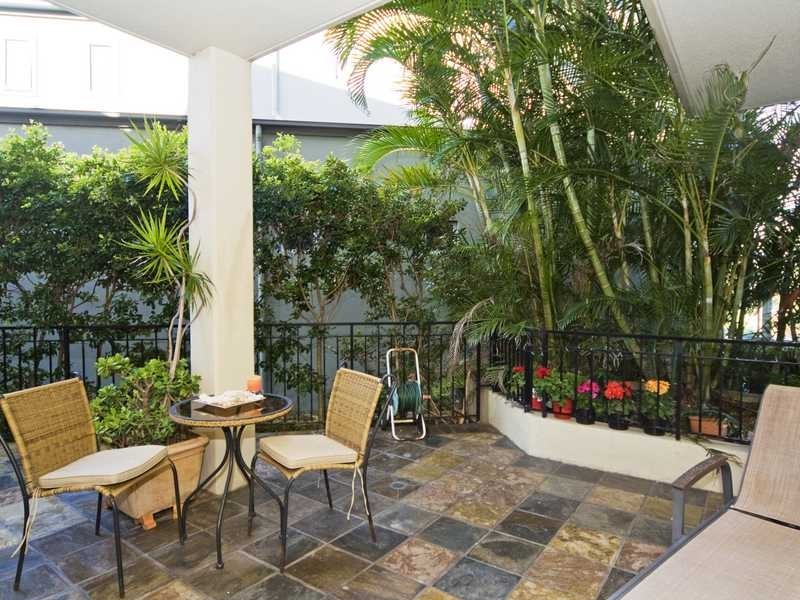 Unit 1/47 Tweed Street, Coolangatta QLD 4225