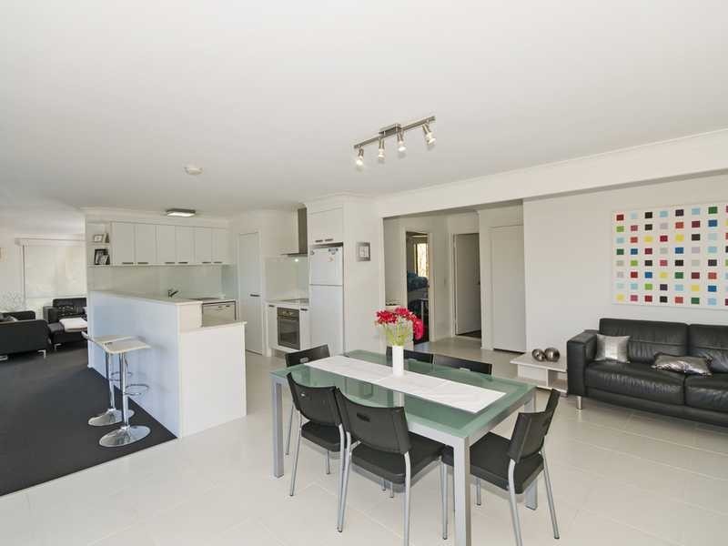 6 Elowra Court, Tugun QLD 4224
