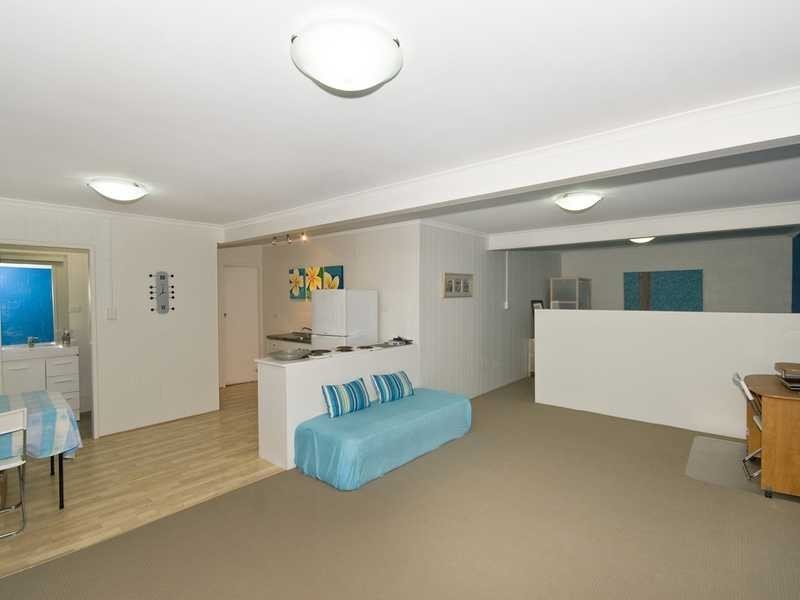 6 Elowra Court, Tugun QLD 4224