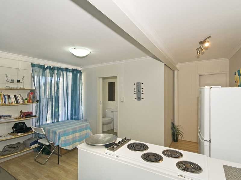 6 Elowra Court, Tugun QLD 4224