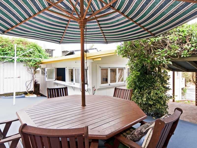 37 Dutton Street, Coolangatta QLD 4225