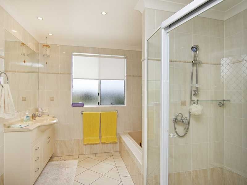 4/224 Pacific Parade, Bilinga QLD 4225