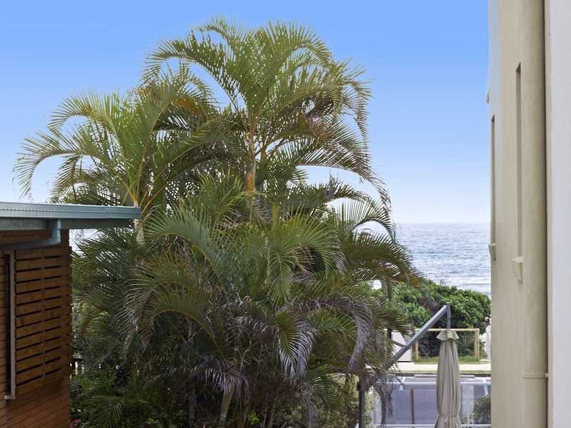 4/224 Pacific Parade, Bilinga QLD 4225