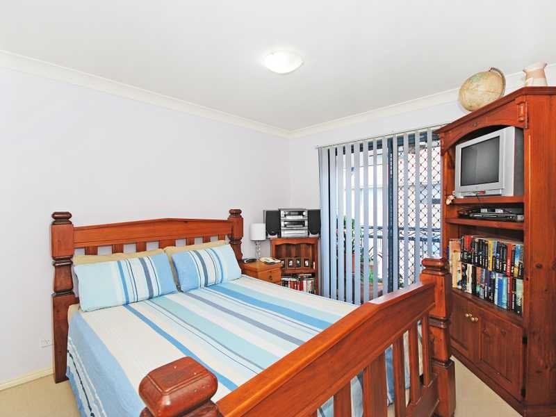 Unit 10/16 Dutton Street, Coolangatta QLD 4225