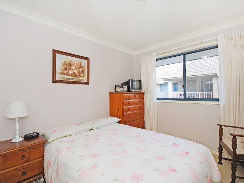 Unit 10/16 Dutton Street, Coolangatta QLD 4225