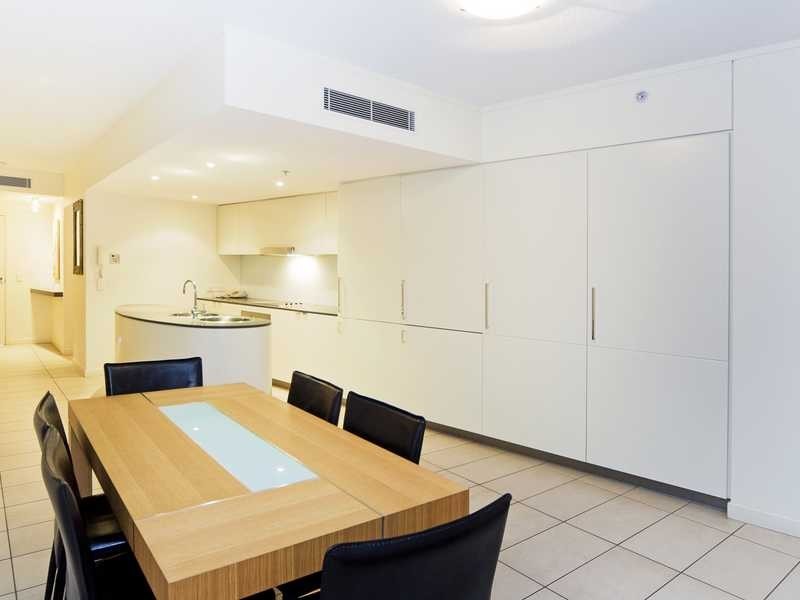 Unit 305/3 McLean Street, Coolangatta QLD 4225