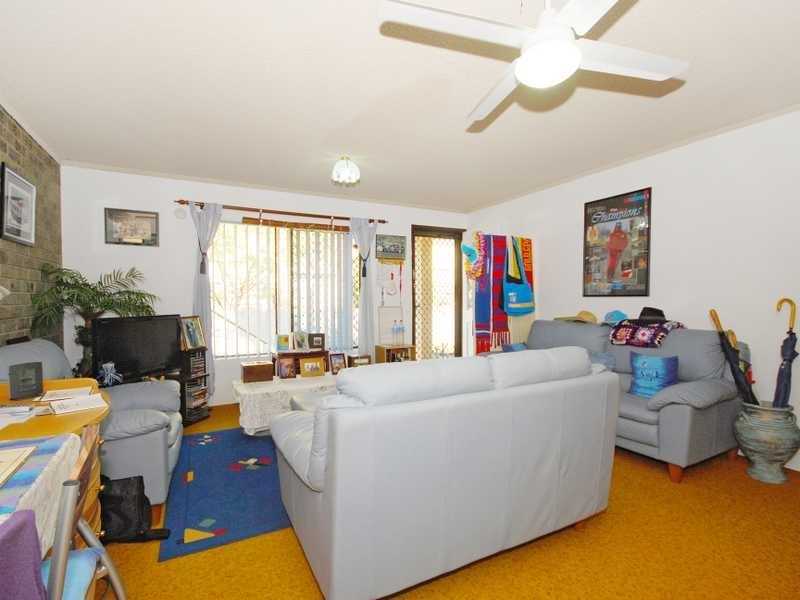 Unit 2/12 Honeysuckle Street, Tweed Heads NSW 2485