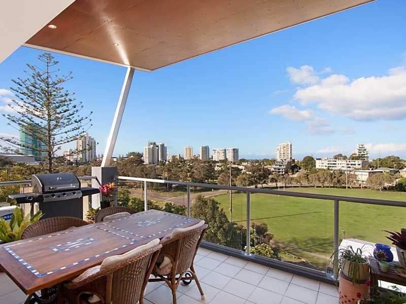 7/50 Dutton St, Coolangatta QLD 4225