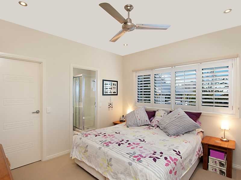 7/50 Dutton St, Coolangatta QLD 4225