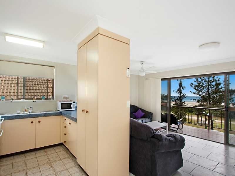 8/20 Pacific pde, Bilinga QLD 4225