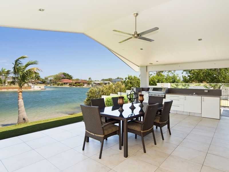 48 Parkes Drive, Tweed Heads NSW 2485