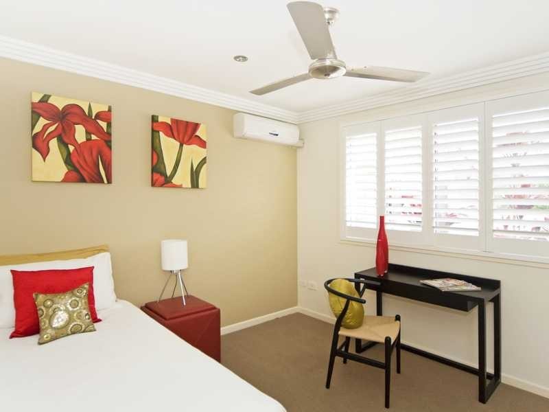 48 Parkes Drive, Tweed Heads NSW 2485