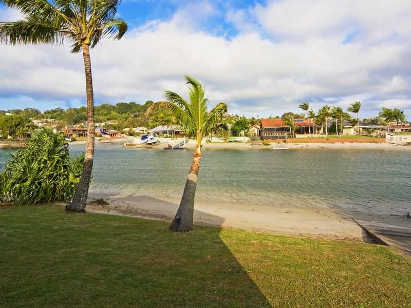 48 Parkes Drive, Tweed Heads NSW 2485