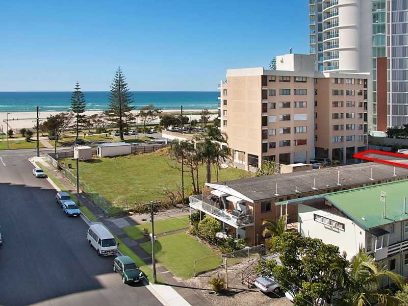 8/2 Haig Street, Kirra QLD 4225