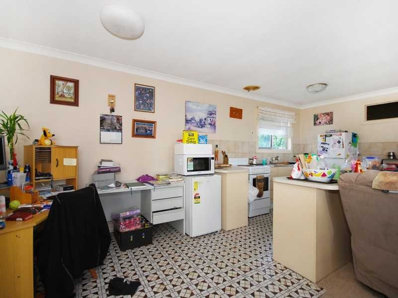 8/2 Haig Street, Kirra QLD 4225