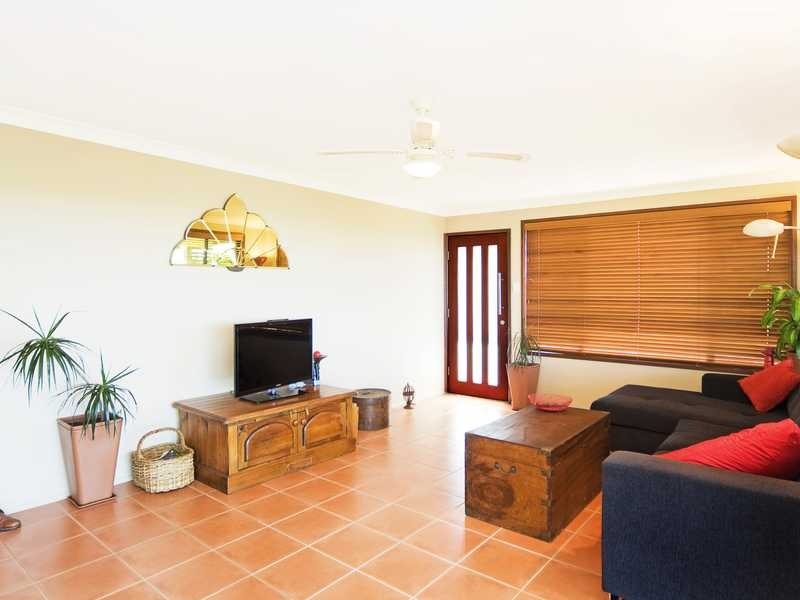 1 Warringa Drive, Bilambil Heights NSW 2486