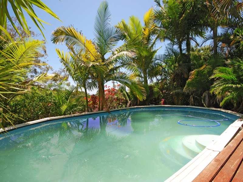 33 Myeerimba Pde, Tweed Heads West NSW 2485