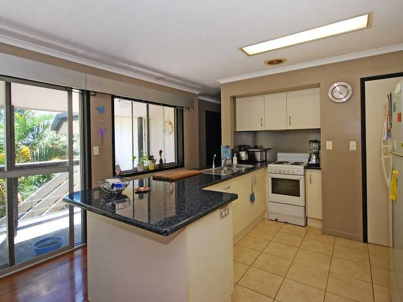 33 Myeerimba Pde, Tweed Heads West NSW 2485