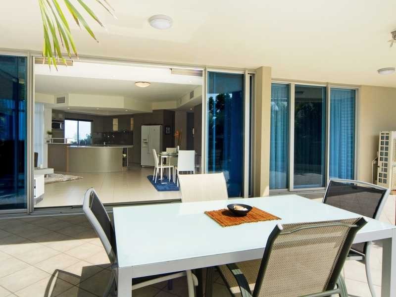 1/129 Musgrave Street, Coolangatta QLD 4225