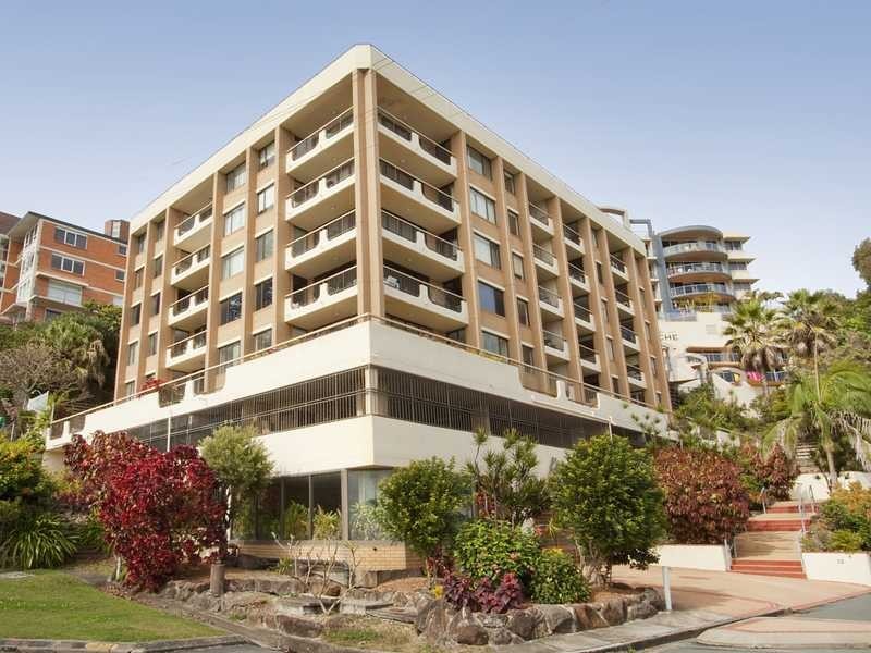 Unit/13-22 Marine Parade, Coolangatta QLD 4225
