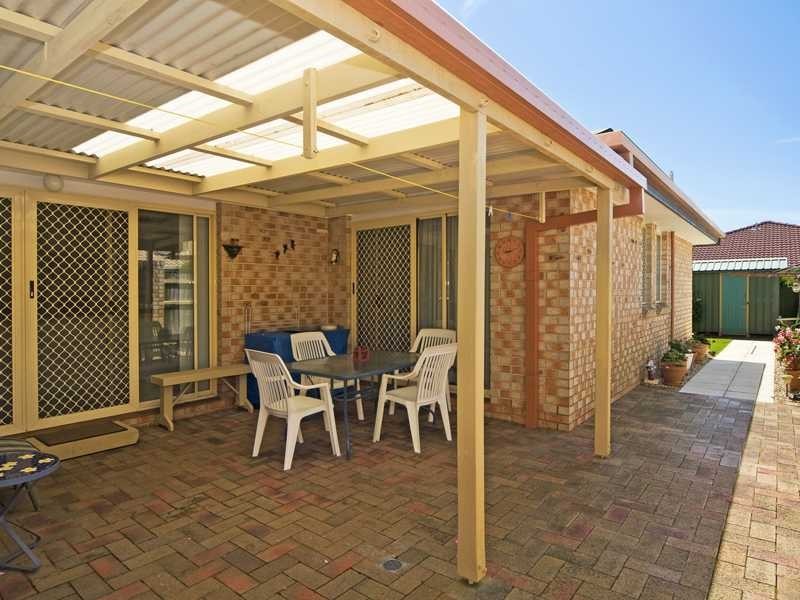 2/6 Covent Gardens Way, Banora Point NSW 2486