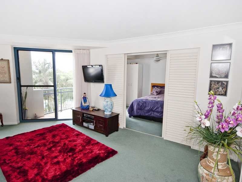 Unit 333/99 Griffith Street, Coolangatta QLD 4225