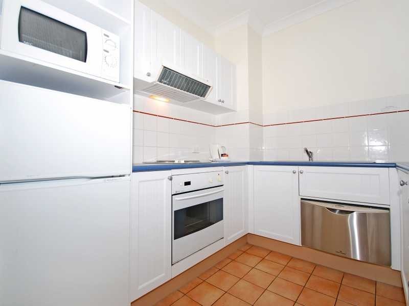 Unit 107-109/99 Griffith Street, Coolangatta QLD 4225