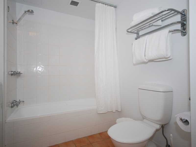 Unit 107-109/99 Griffith Street, Coolangatta QLD 4225