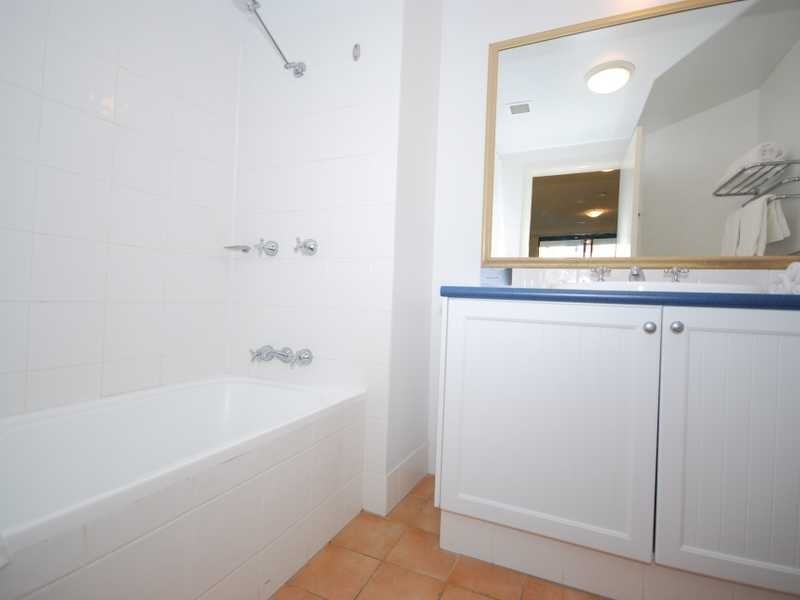 Unit 107-109/99 Griffith Street, Coolangatta QLD 4225