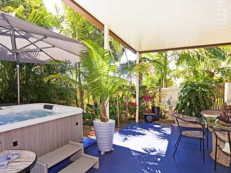 1/3 Manuka Road, Banora Point NSW 2486